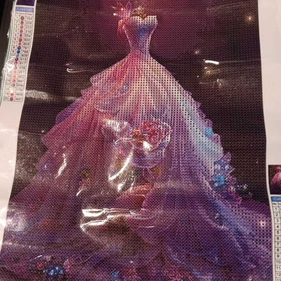 Elegant Purple Ballgown Diamond Art 30x40 - Picture 3 of 6